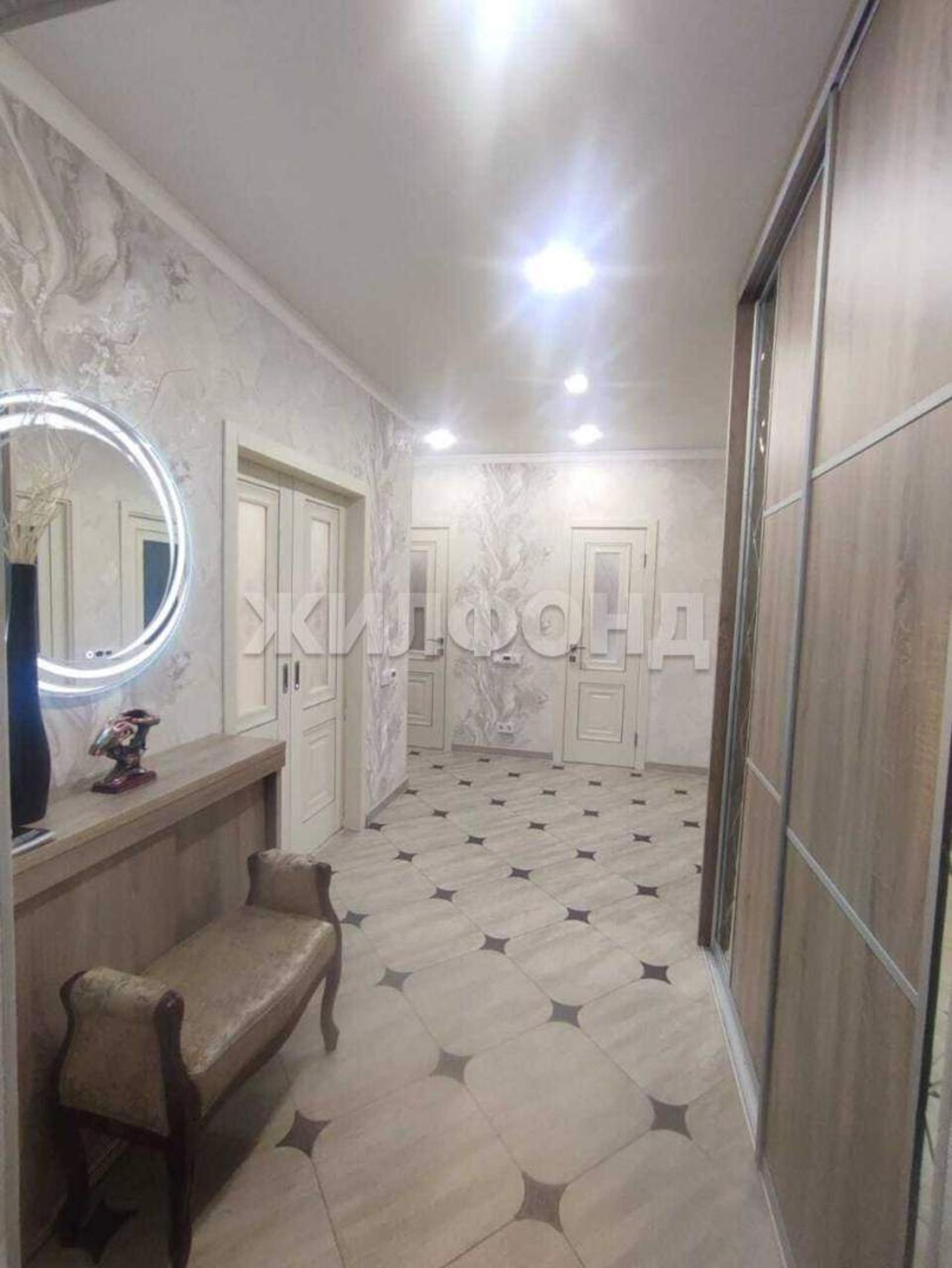 Купить квартиру за 10 500 000 рублей на Горбатова ул., д.20