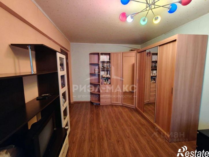 3-комн квартира ул Новозыбковская, 11А,  д. 11А