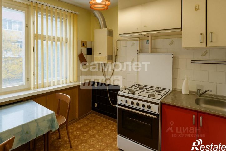 2-комн квартира Мало-Завальская улица, 2,  д. 2