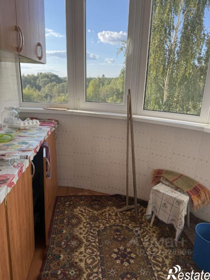 3-комн квартира микрорайон Автозаводец, 11