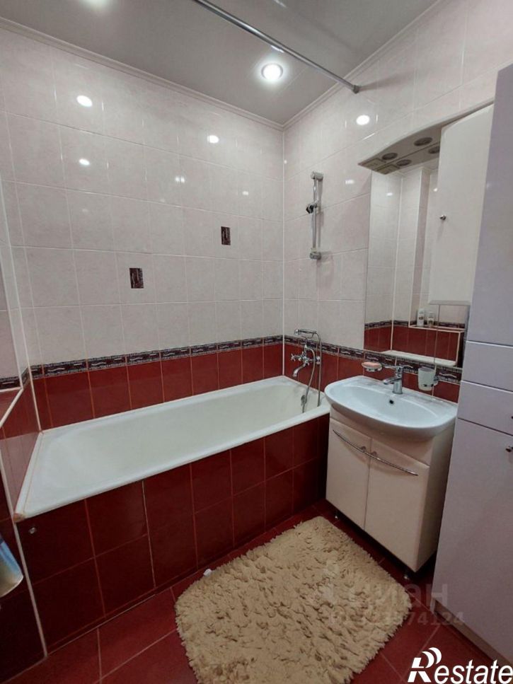 2-комн квартира ул Романа Брянского, 1,  д. 1