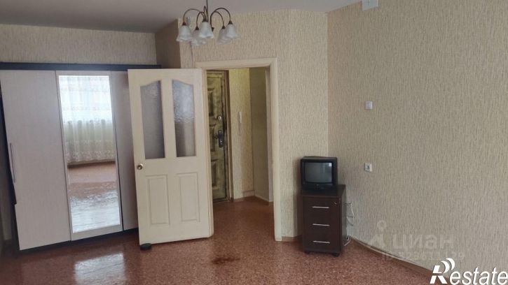 1-комн квартира улица Братьев Ткачёвых, 3,  д. 3