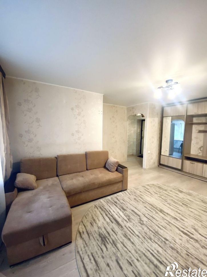 2-комн квартира улица Богдана Хмельницкого, 8,  д. 8