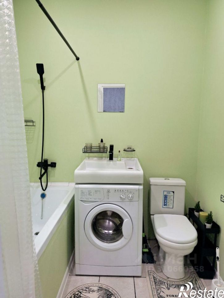 1-комн квартира улица Горбатова, 18,  д. 18