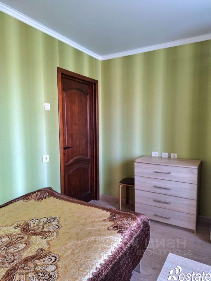 3-комн квартира Институтская улица, 144,  д. 144