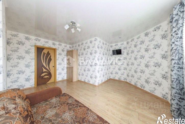 2-комн квартира ул Крахмалева, 49 1,  д. 49 1,  к. 1