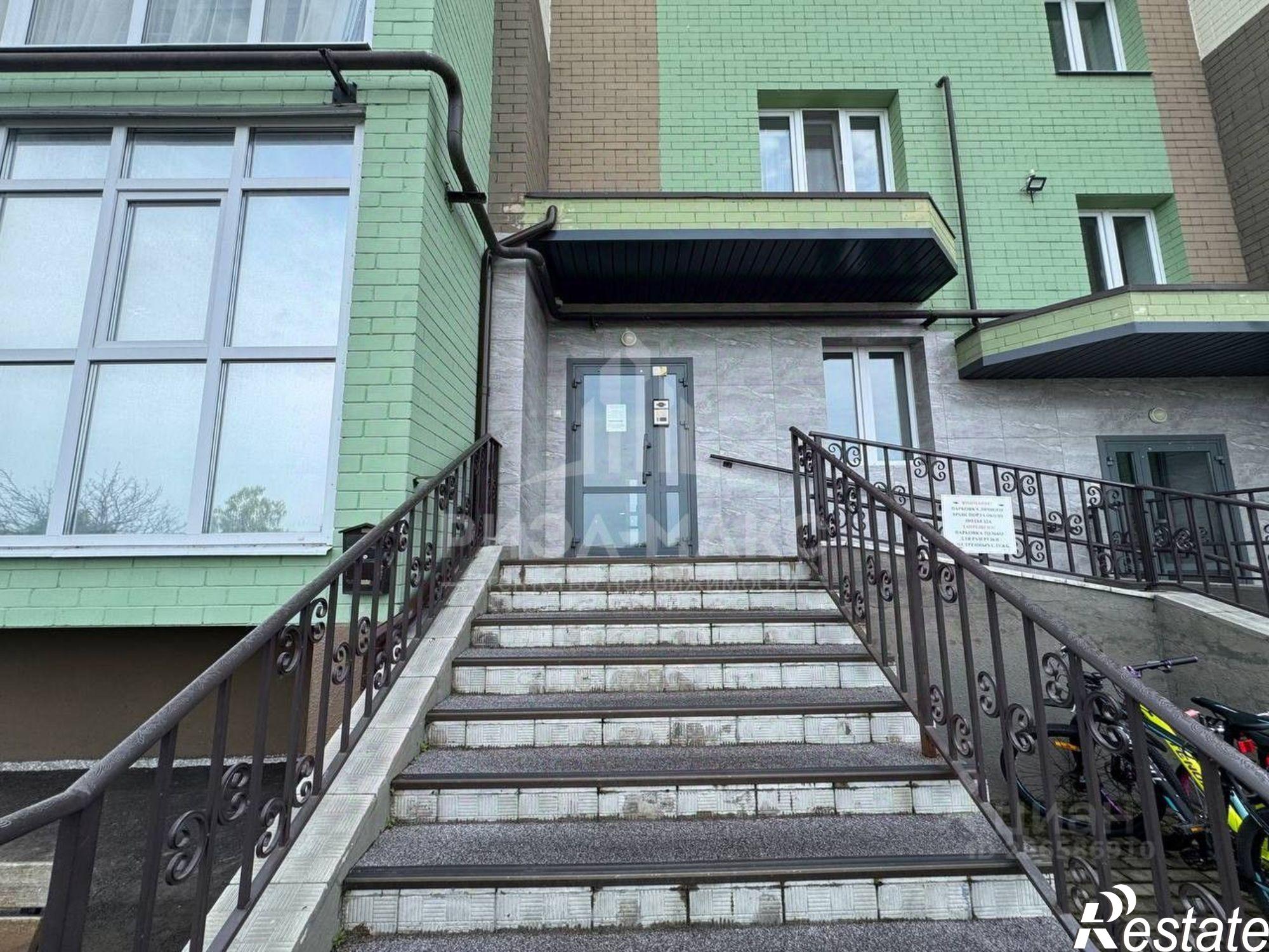 Купить квартиру за 6 400 000 рублей на Бежицкая улица, 297А