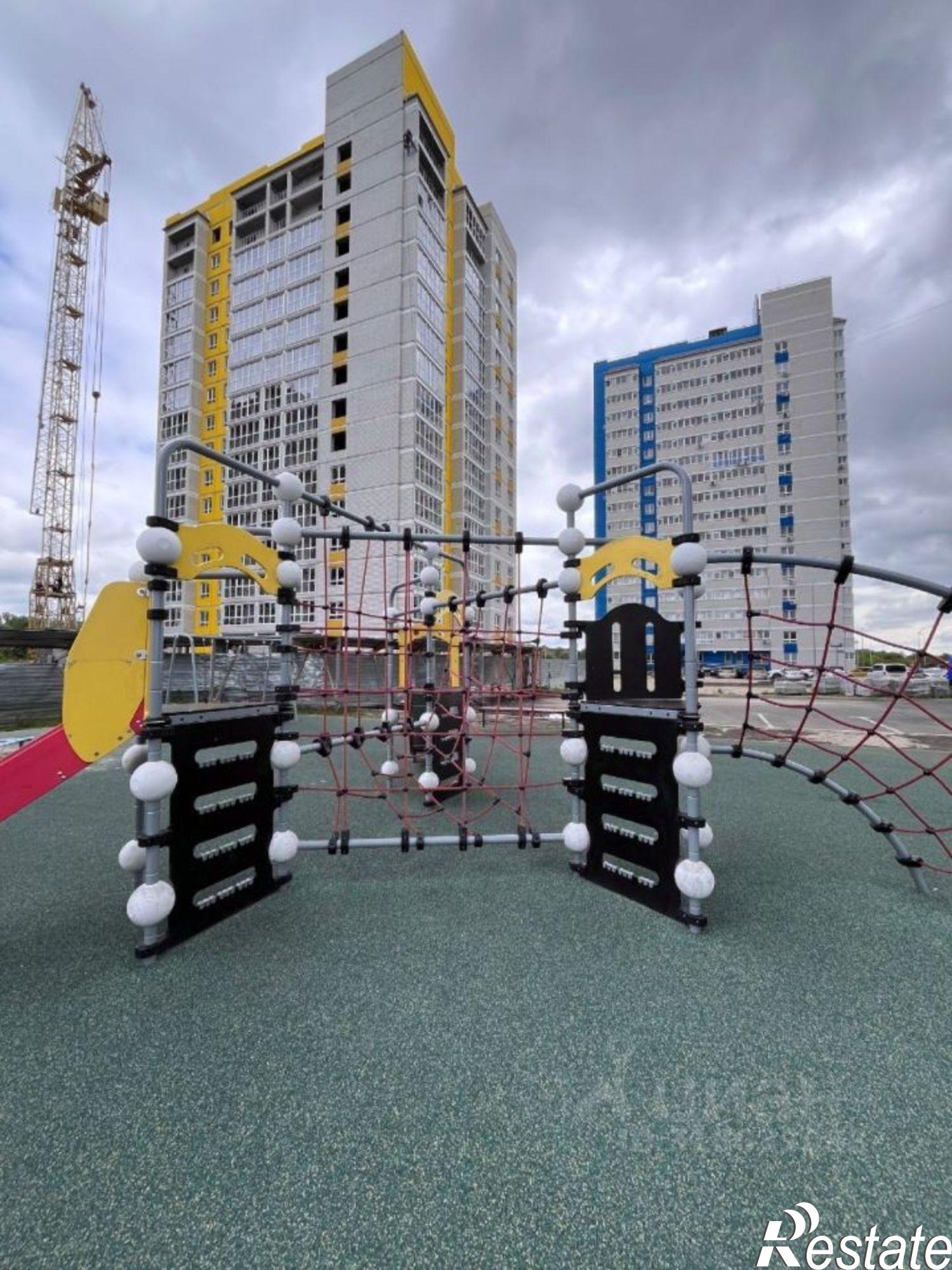 Купить квартиру за 2 900 000 рублей на Флотская улица, 95