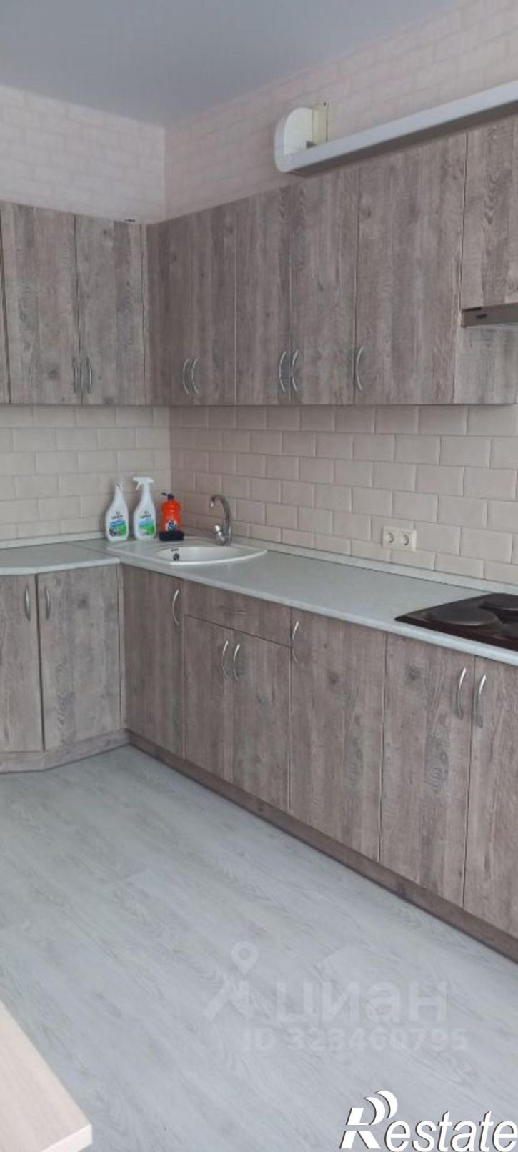 2-комн квартира Брянск, улица имени А.М. Рекункова, 4