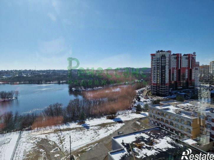 3-комн квартира улица Бурова, 36,  д. 36