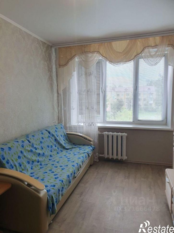 2-комн квартира ул Красной Гвардии, д 18