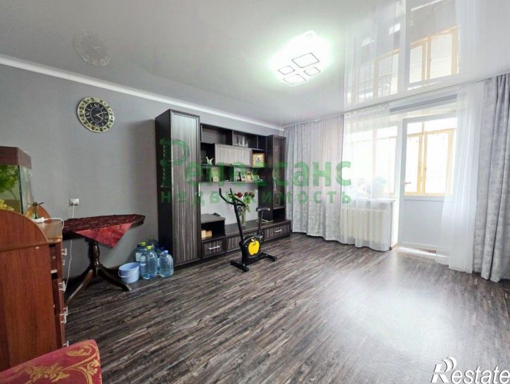 3-комн квартира улица Металлистов, 20,  д. 20