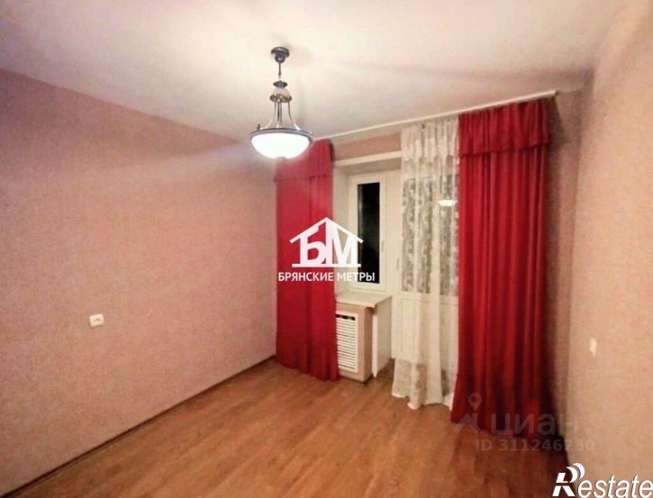 3-комн квартира улица Крахмалёва, 31,  д. 31