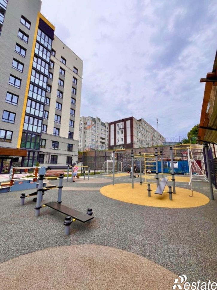 2-комн квартира улица Крапивницкого, 39 к3,  д. 39 к3