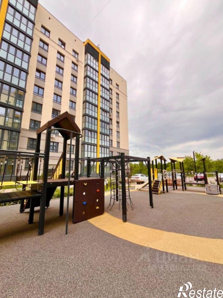 2-комн квартира улица Крапивницкого, 39 к3,  д. 39 к3