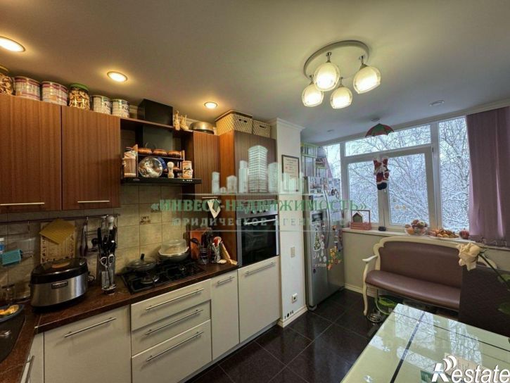 2-комн квартира проспект Станке Димитрова, 61/1,  д. 61/1