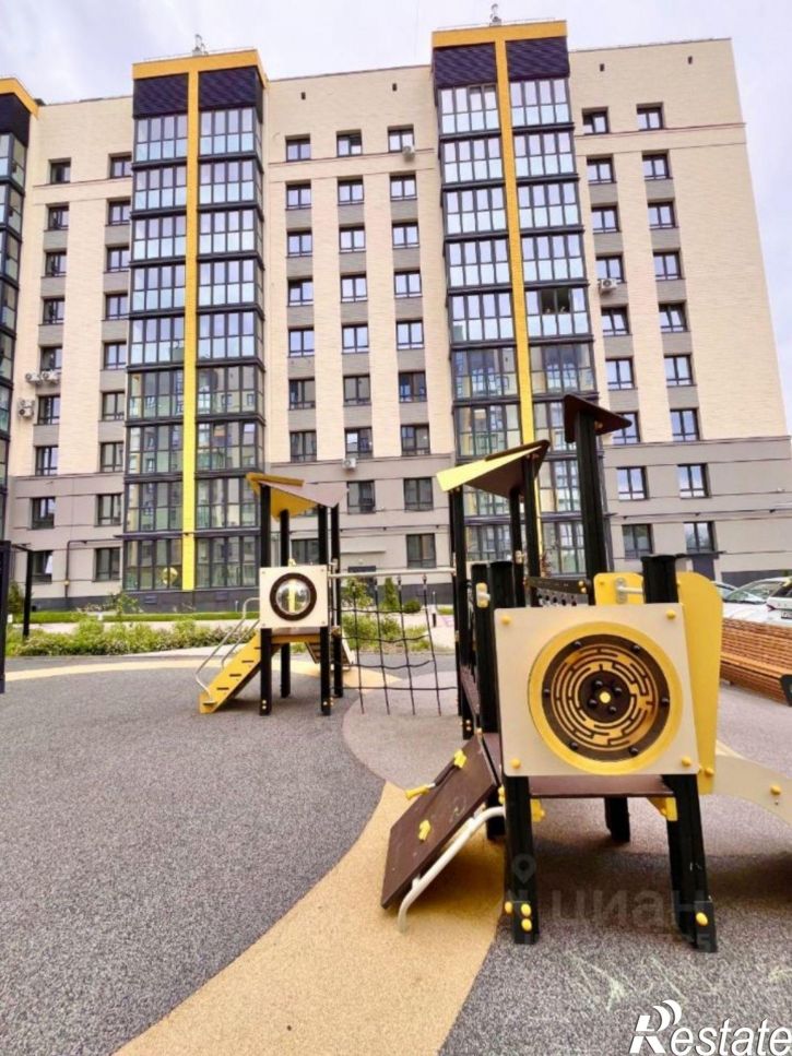 2-комн квартира улица Крапивницкого, 39 к4,  д. 39 к4