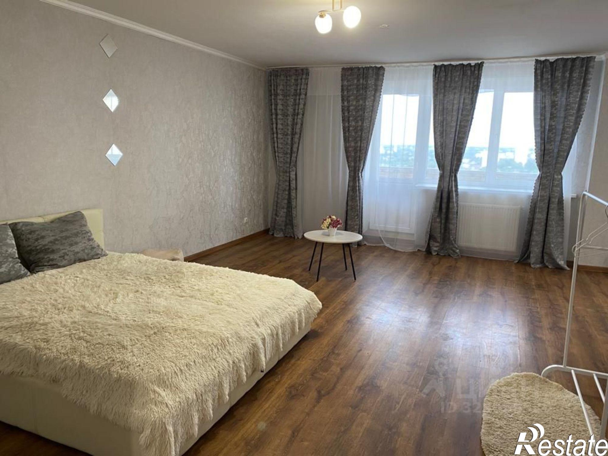 Сдать квартиру за 23 000 рублей на улица Крахмалёва, 49