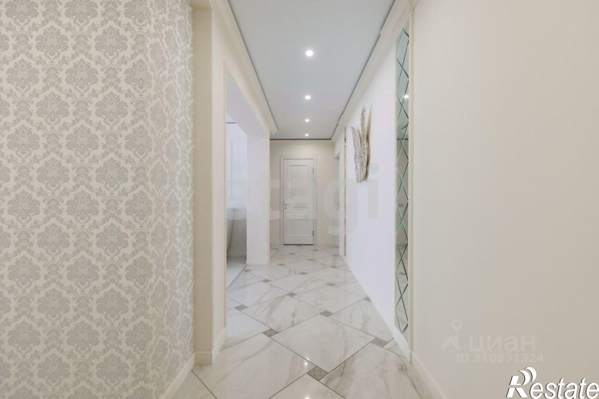 Купить квартиру за 13 500 000 рублей на улица Горбатова, 41