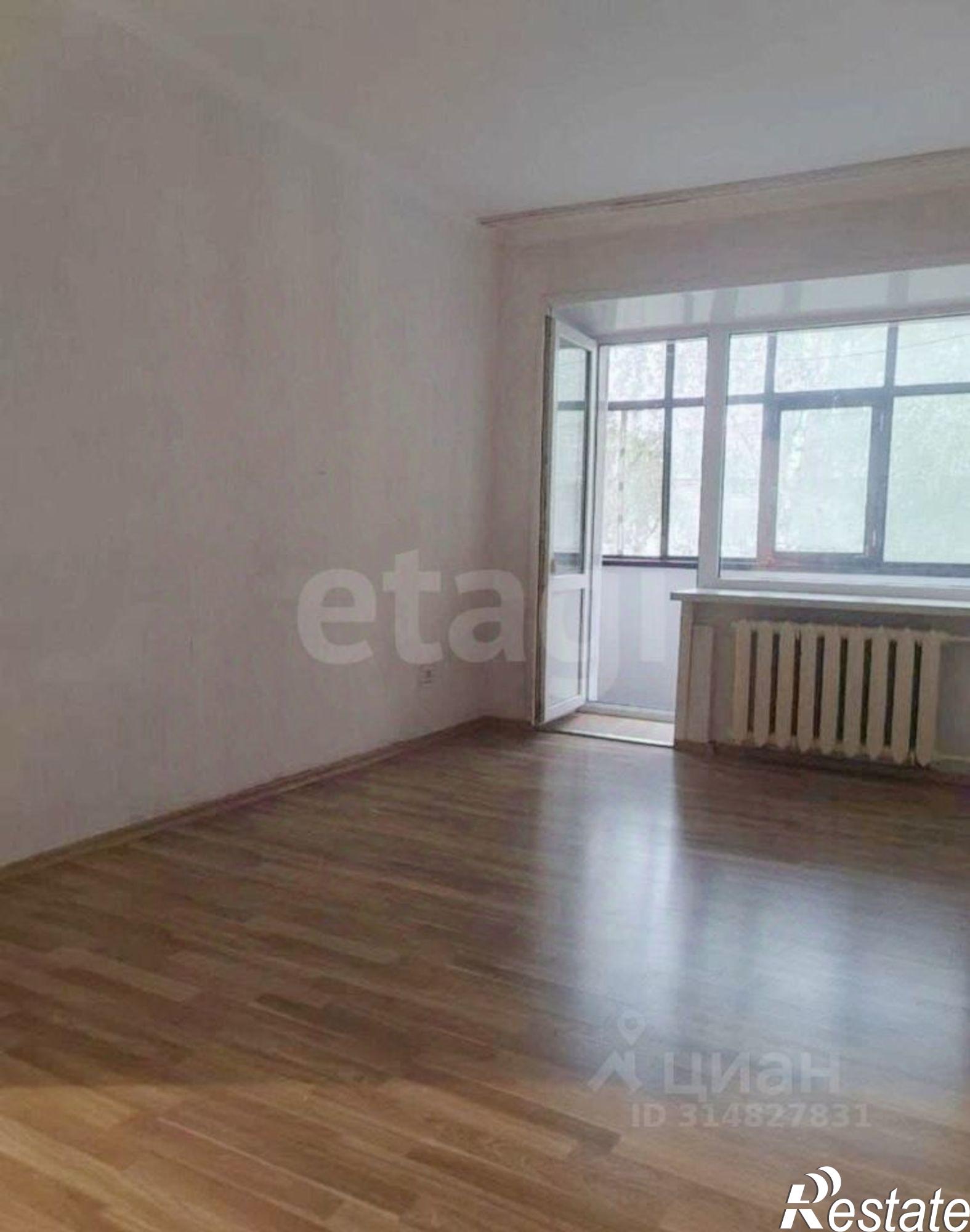 Купить квартиру за 2 300 000 рублей на Новозыбковский переулок, 12