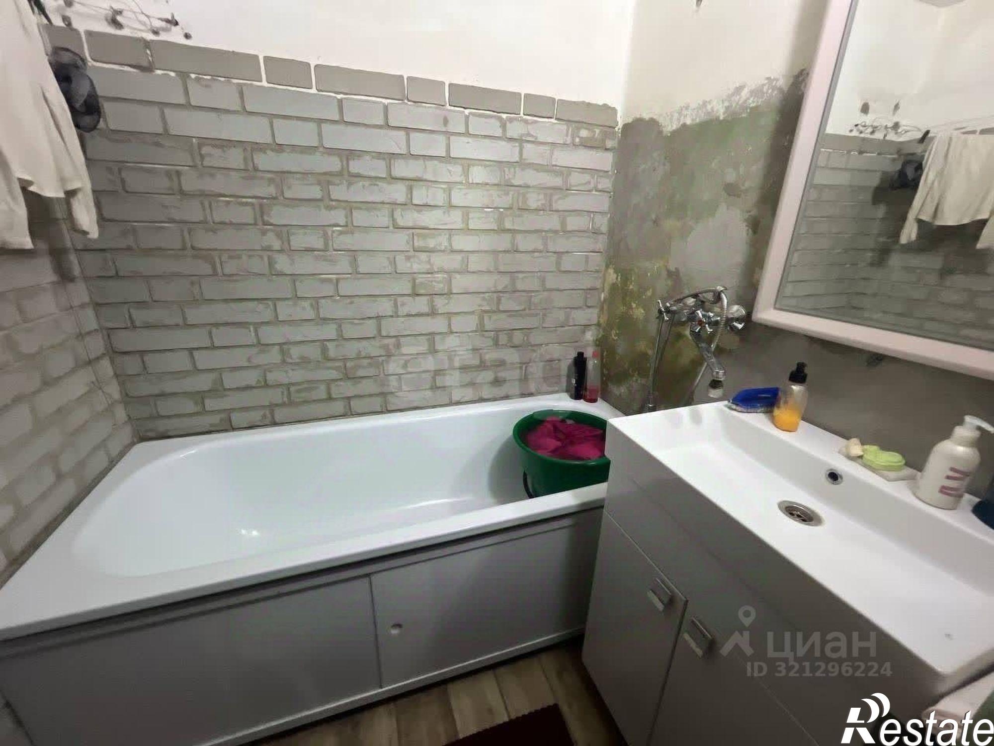 Купить квартиру за 2 300 000 рублей на Вокзальная улица, 154