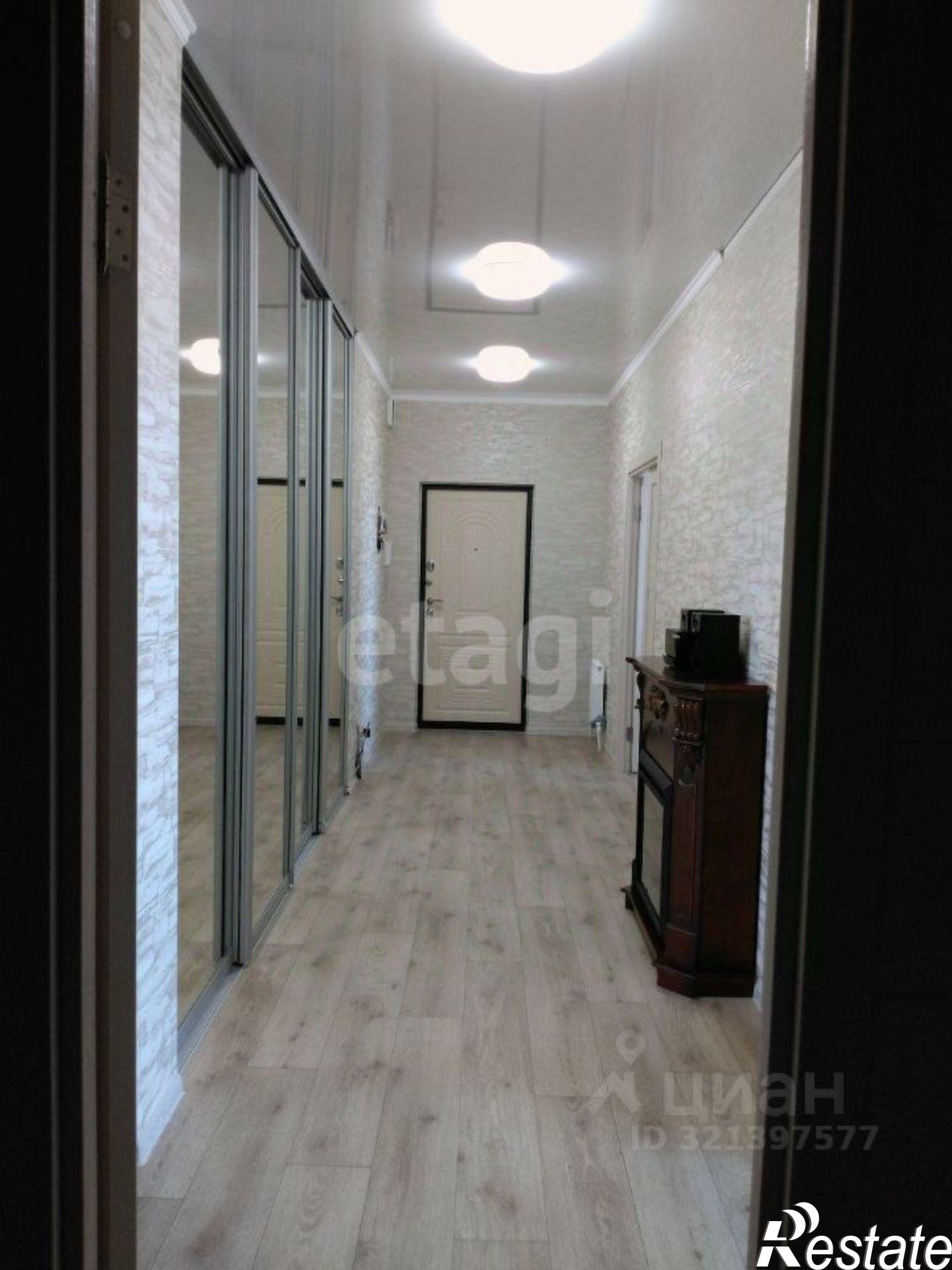 Купить квартиру за 8 200 000 рублей на Бежицкая улица, 279