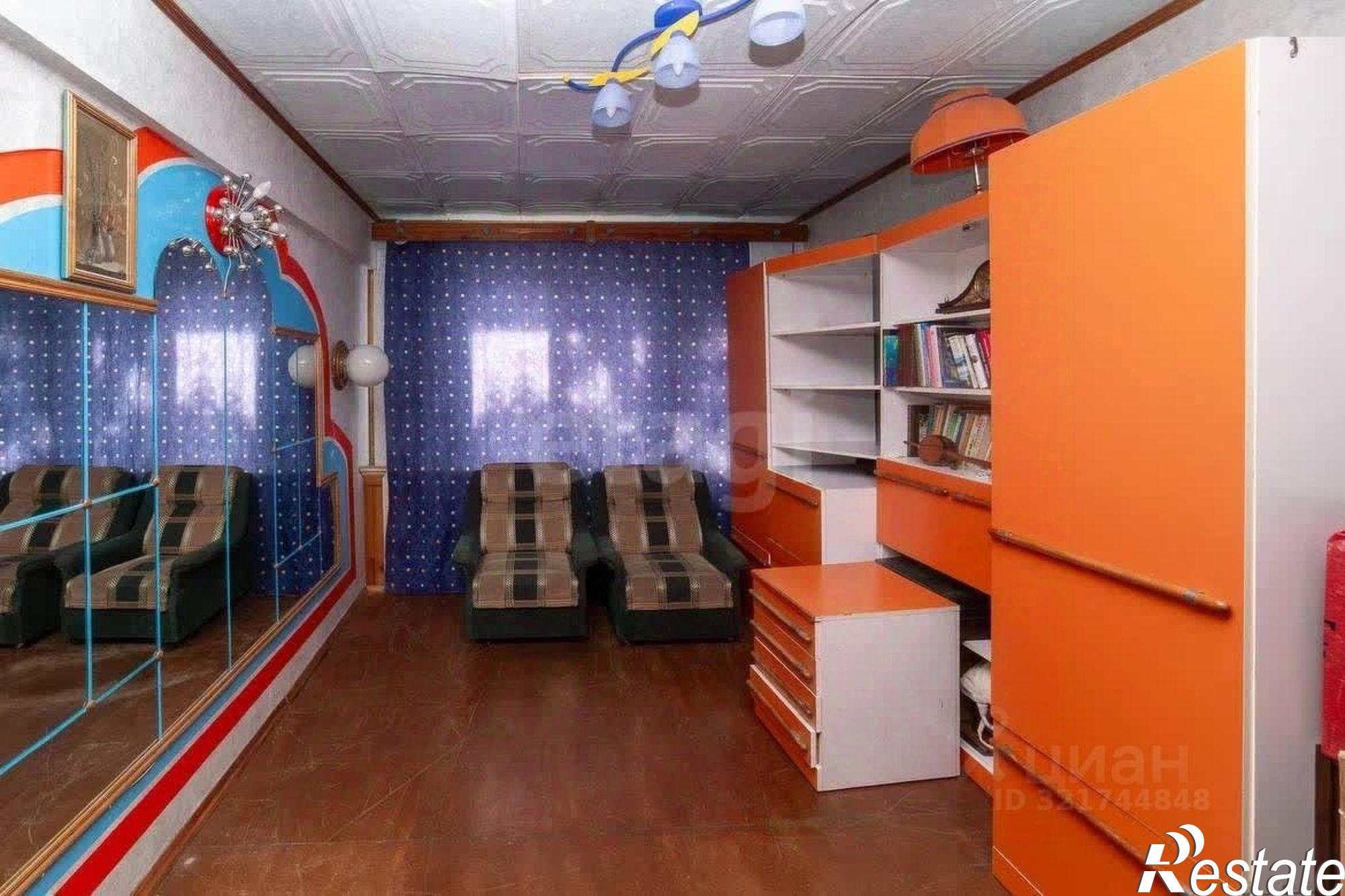 Купить квартиру за 3 300 000 рублей на Новозыбковская улица, 7