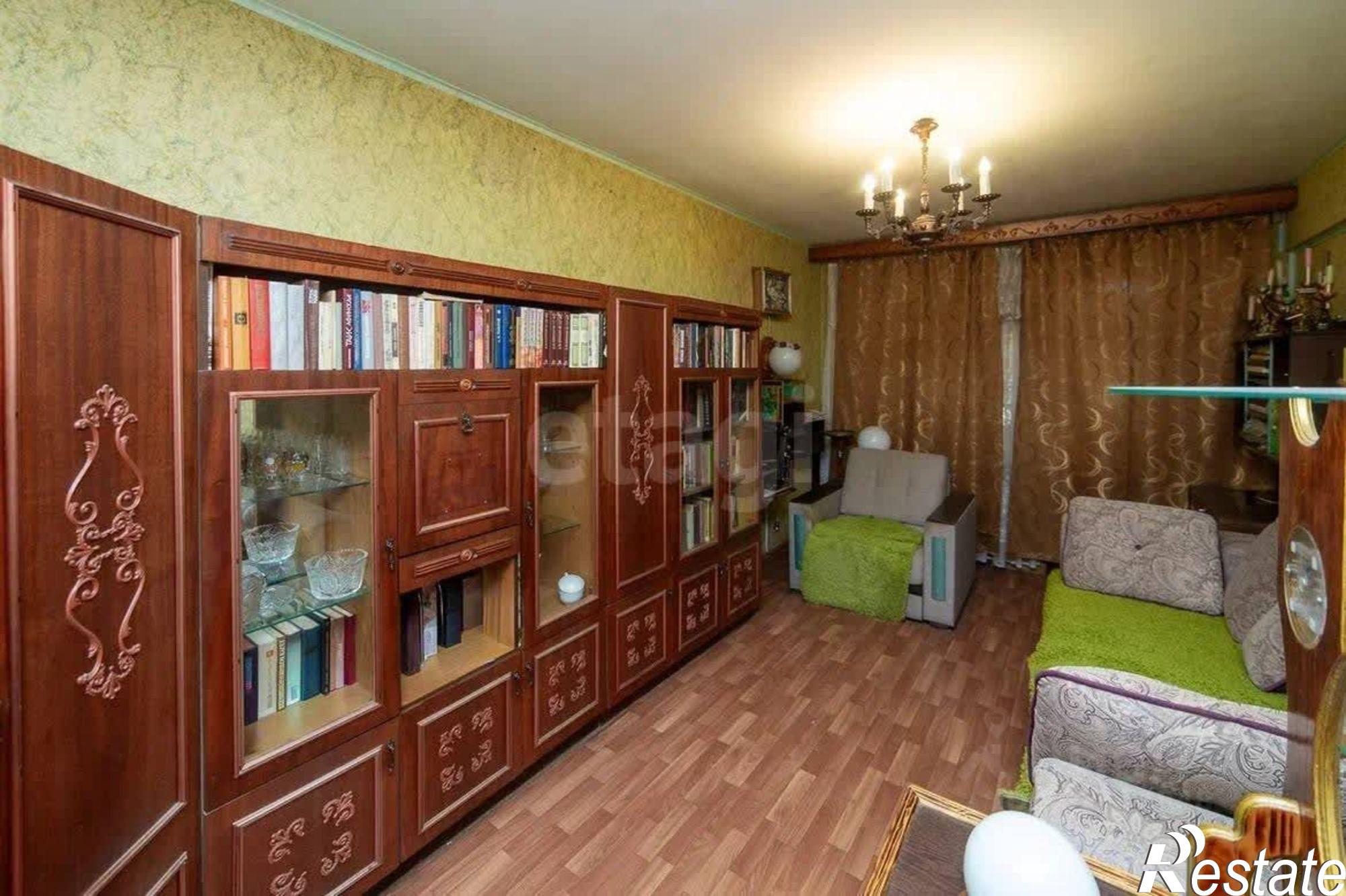 Купить квартиру за 3 300 000 рублей на Новозыбковская улица, 7