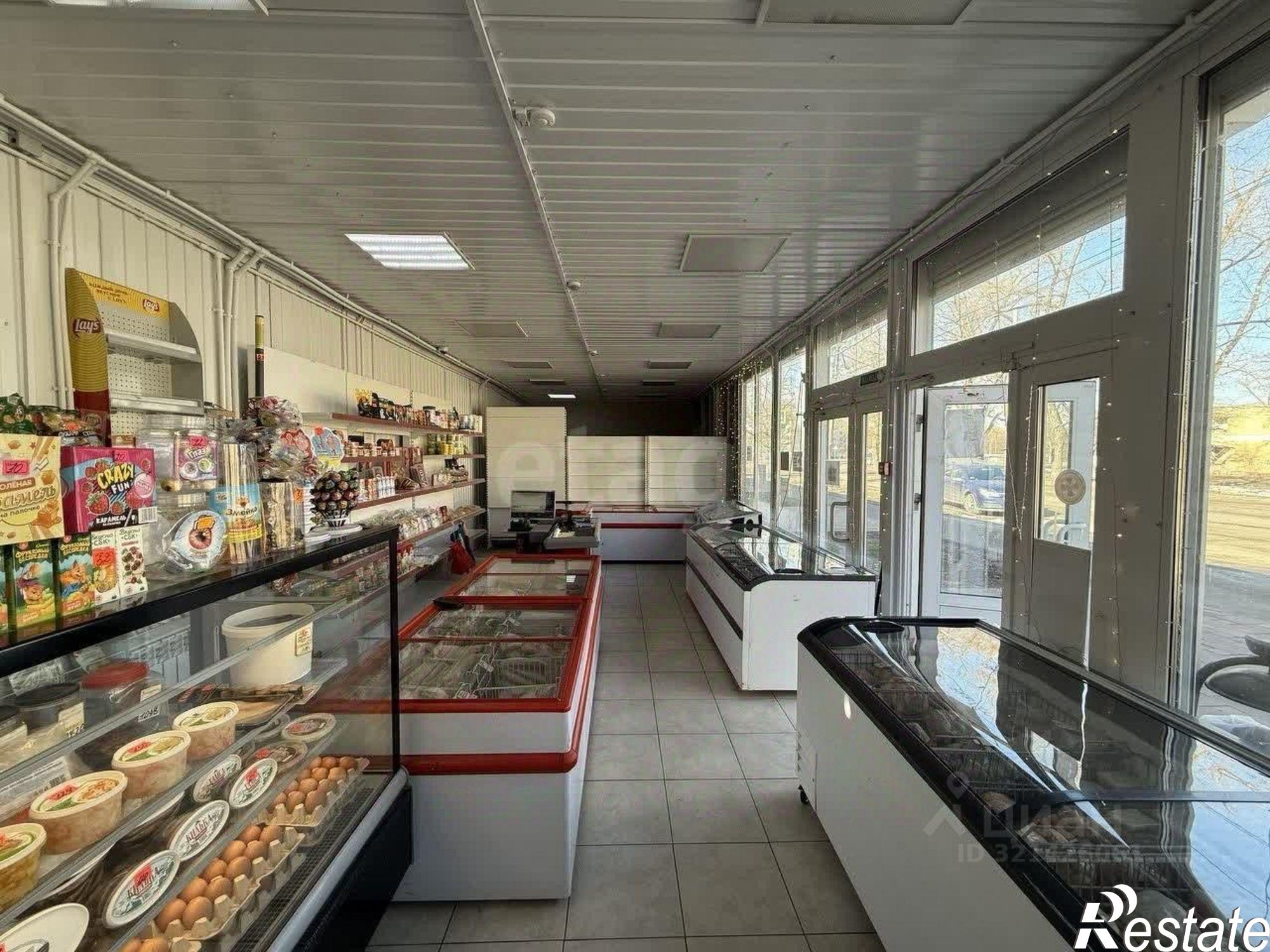 Купить торговое помещение за 9 900 000 рублей на улица 11 лет Октября