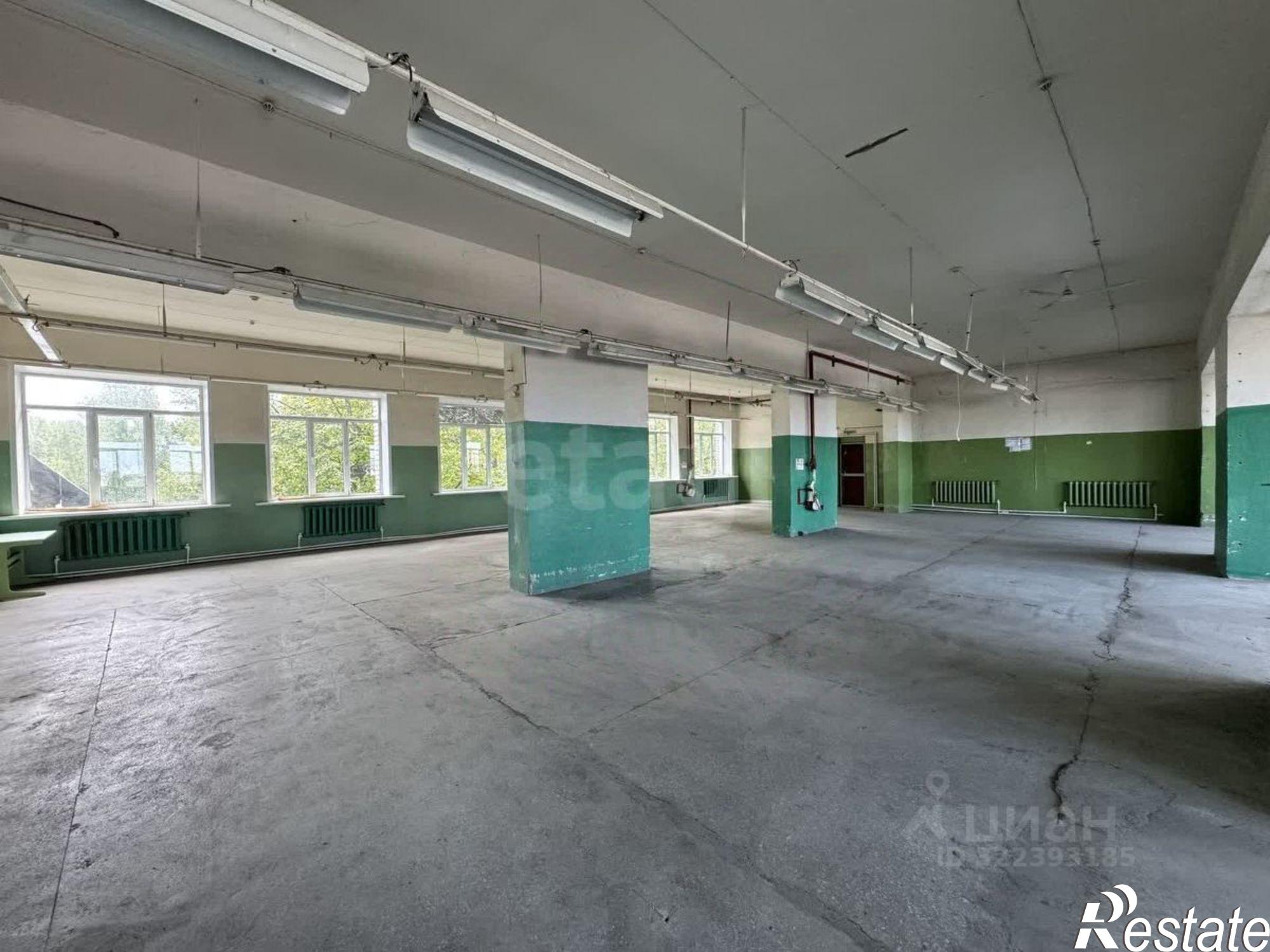 Купить складское помещение за 130 008 000 рублей на улица Свободы, 5