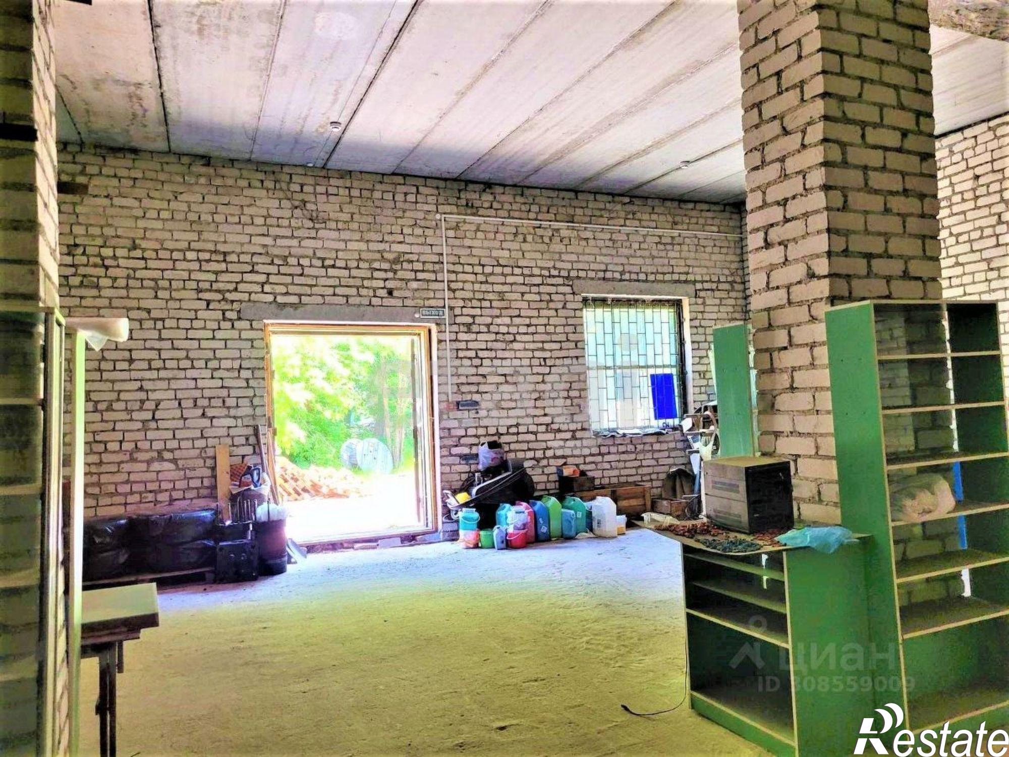 Купить складское помещение за 9 884 670 рублей на Московский проспект, 99