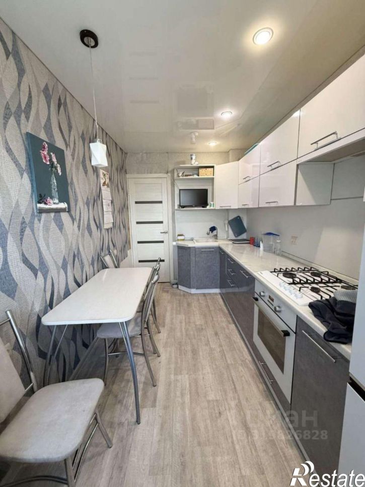 3-комн квартира улица Брянского Фронта, 12,  д. 12