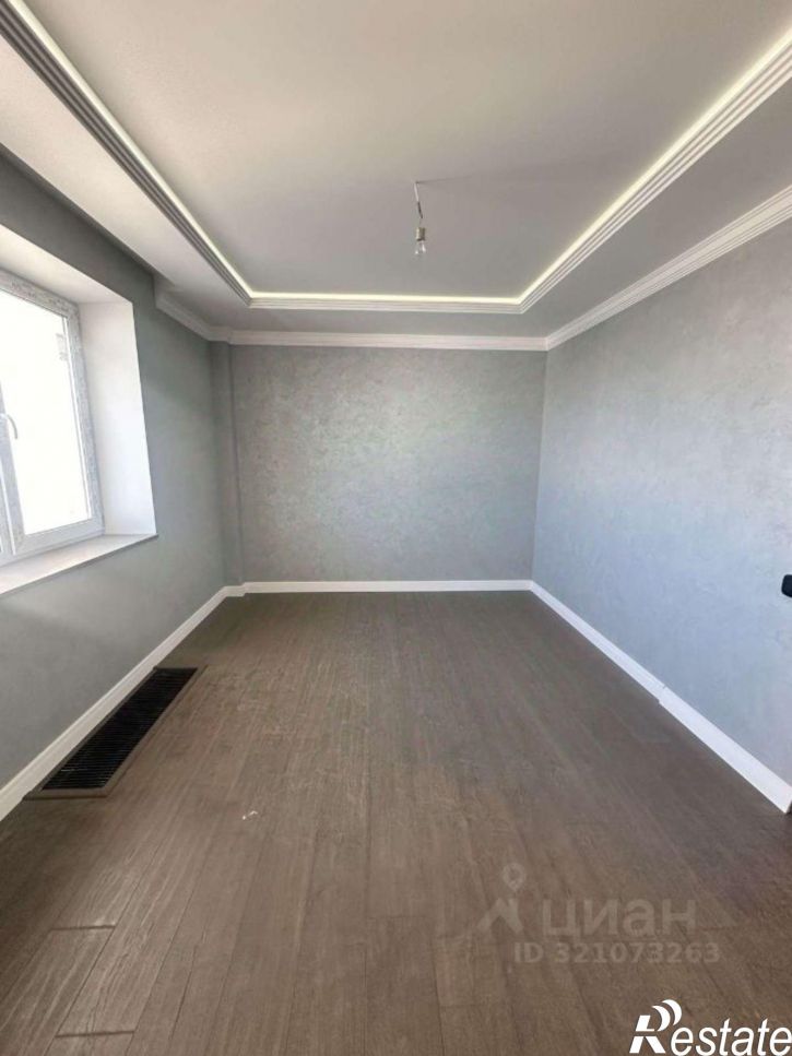 3-комн квартира улица Крахмалёва, 49 к1,  д. 49 к1