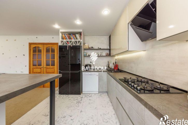 4-комн квартира Московский проспект, 1Б,  д. 1Б