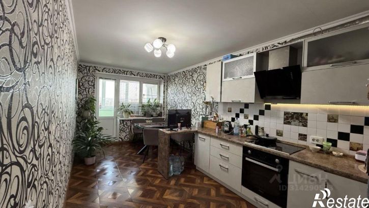 3-комн квартира Гомельская улица, 34,  д. 34