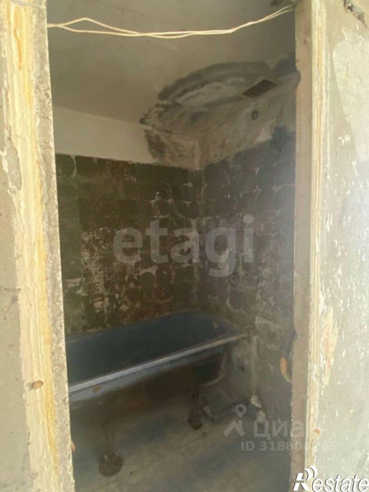 2-комн квартира улица Абашева, 8,  д. 8