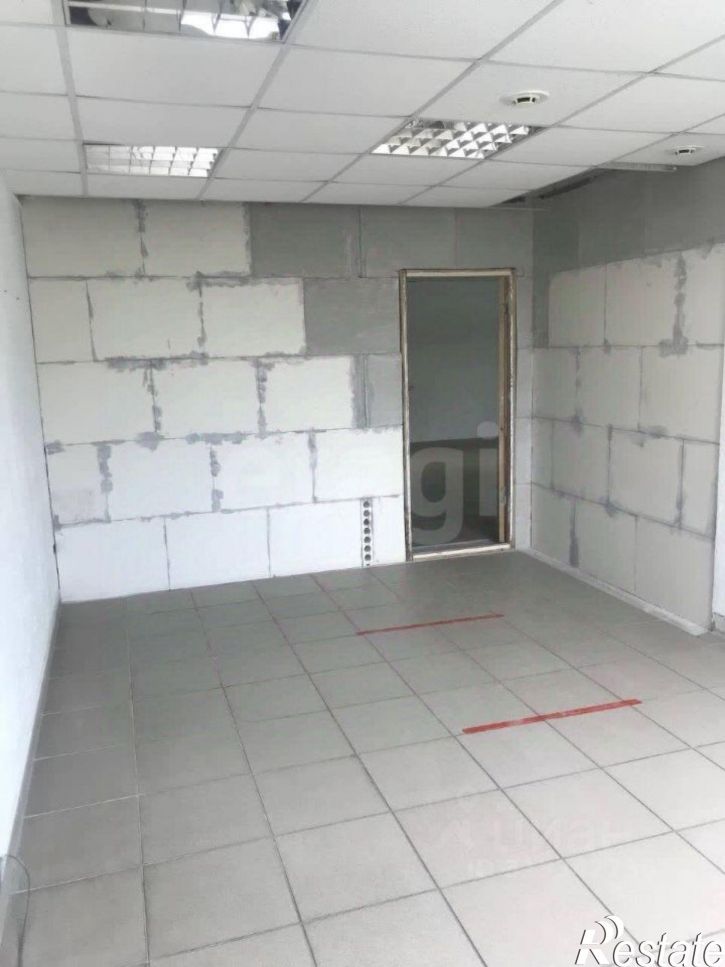 3-комн квартира улица Ромашина, 32,  д. 32