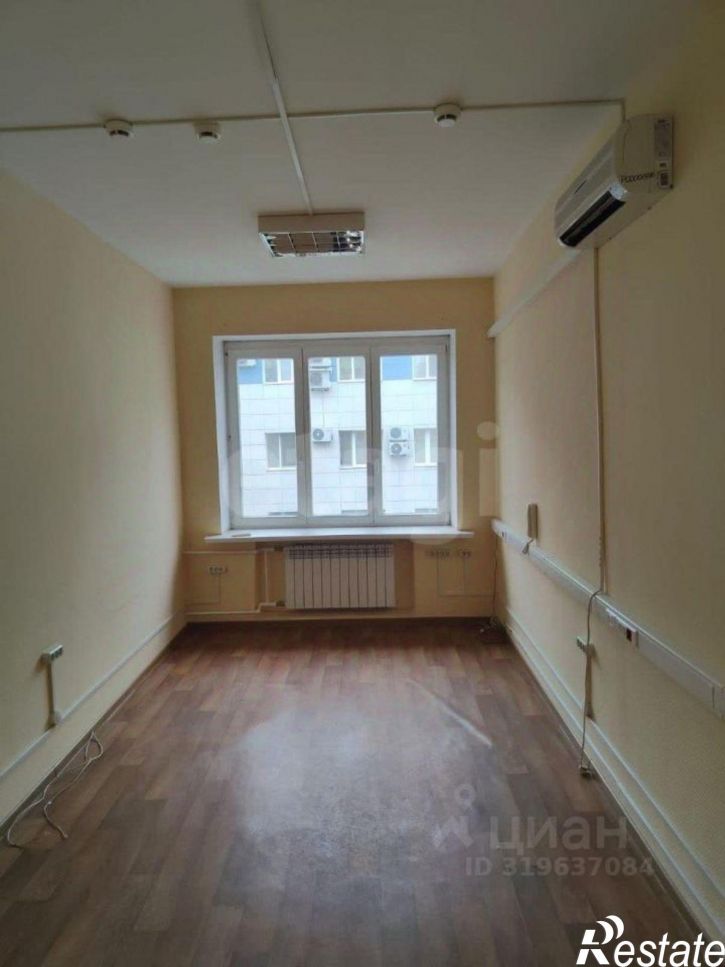 Помещение свободного назначения Московский проспект, 90,  д. 90