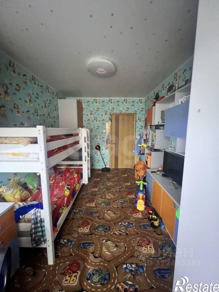 3-комн квартира улица Медведева, 13,  д. 13