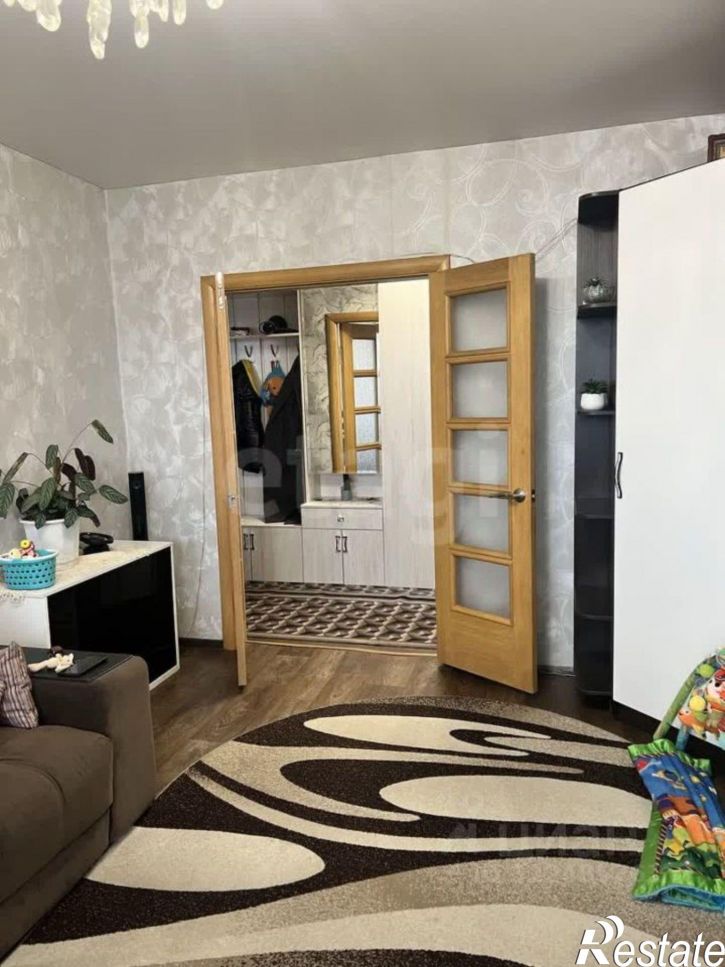 3-комн квартира улица Медведева, 13,  д. 13