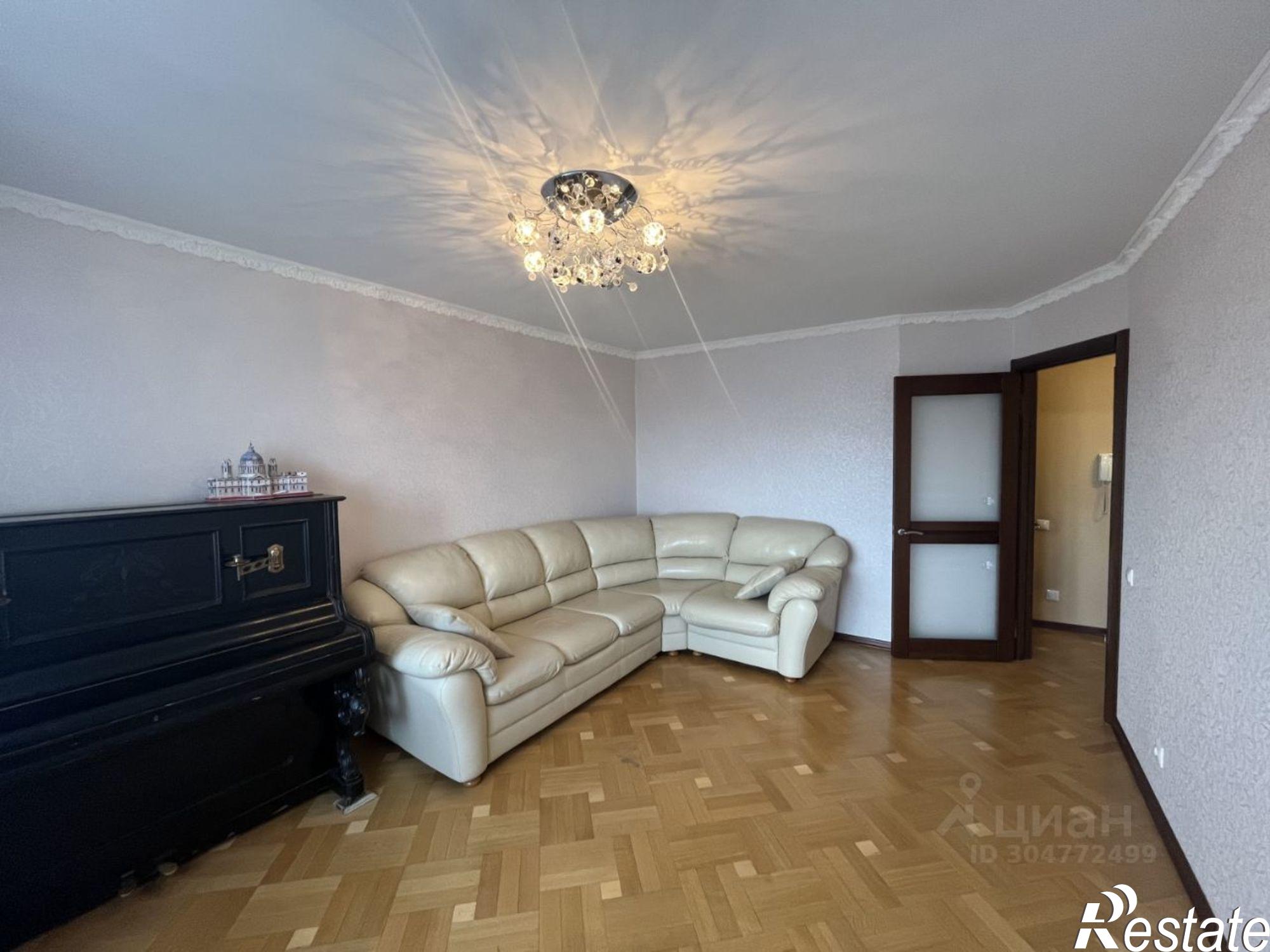 Купить квартиру за 10 000 000 рублей на улица Медведева, 56