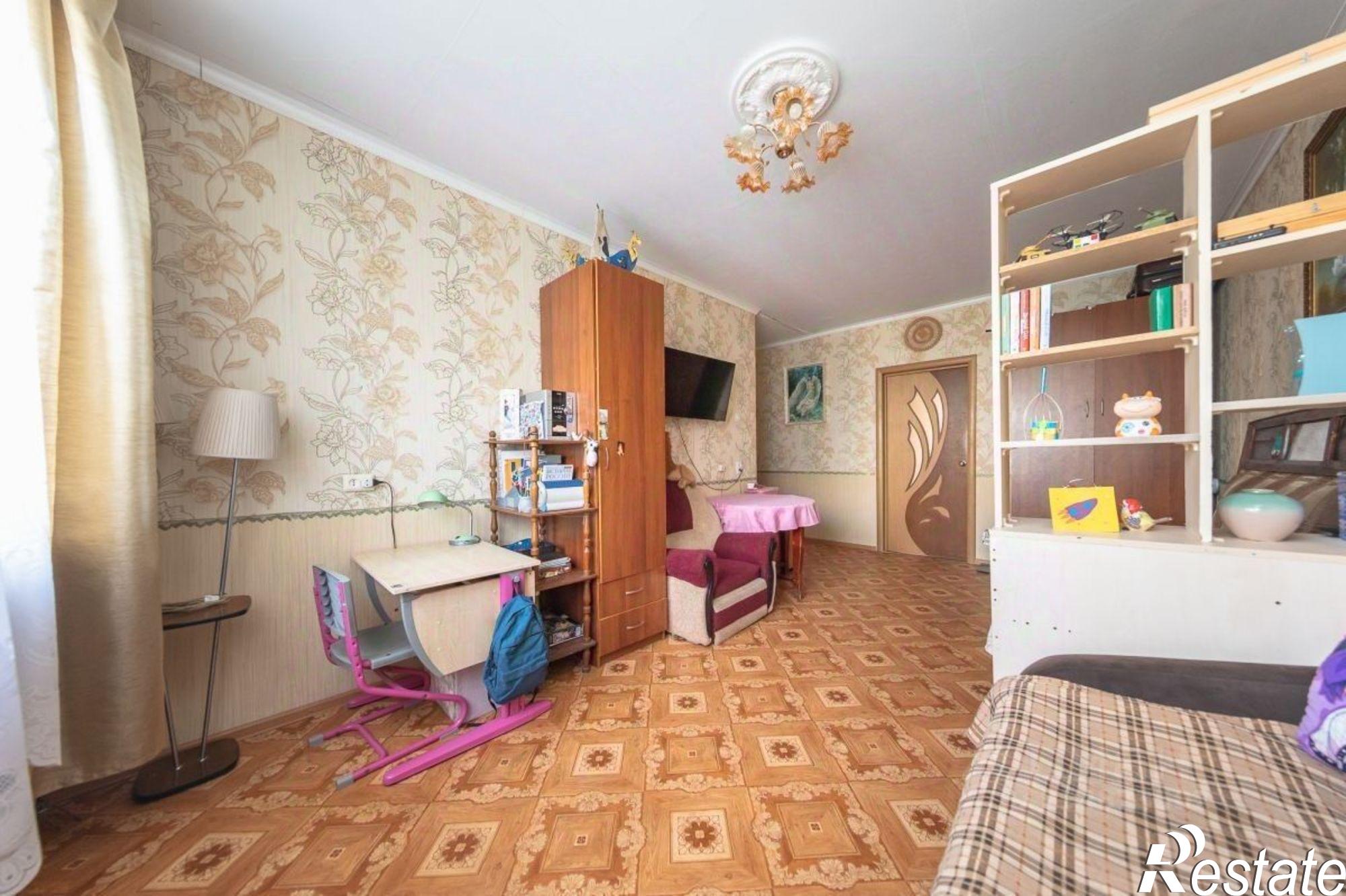 Купить квартиру за 4 100 000 рублей на улица Бурова, 47