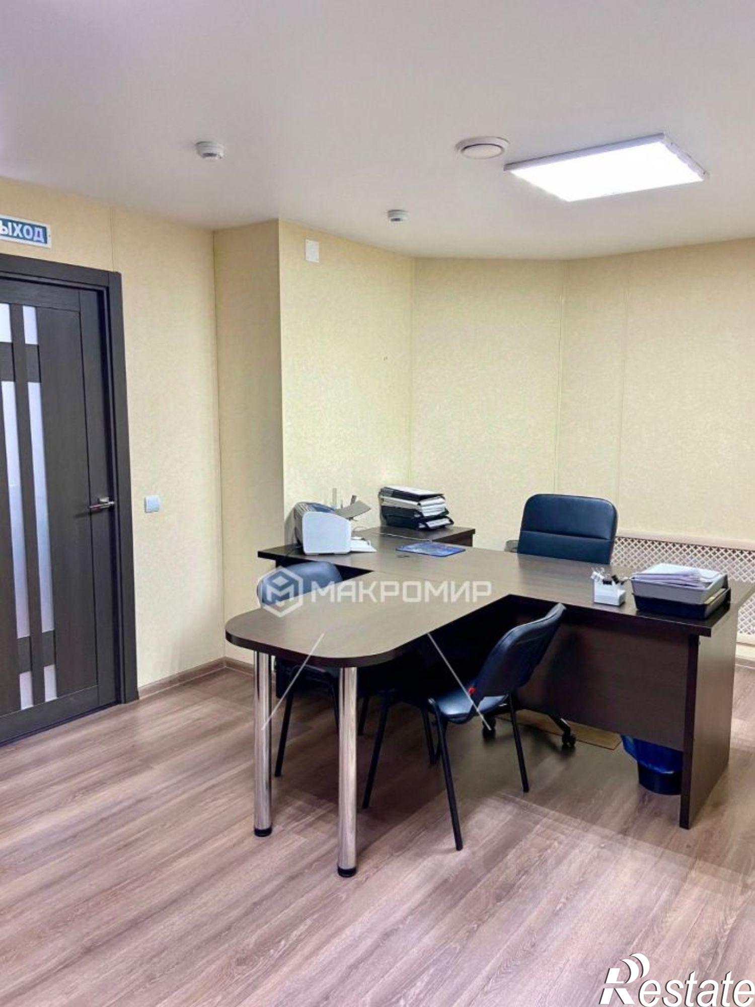 Купить офис, помещение под офис за 4 289 440 рублей на улица Комарова, 51