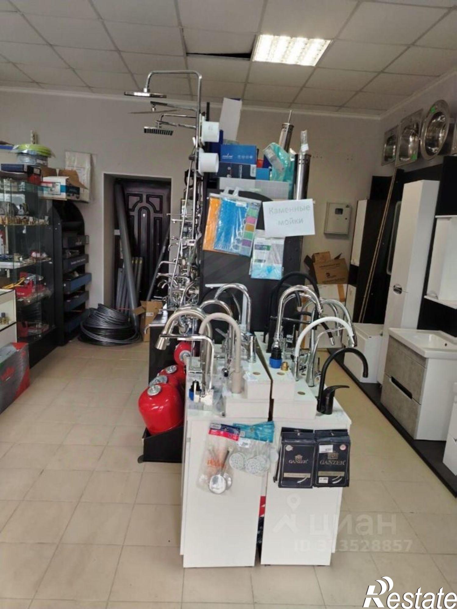 Купить торговое помещение за 73 914 000 рублей на Сталелитейная улица, 12А