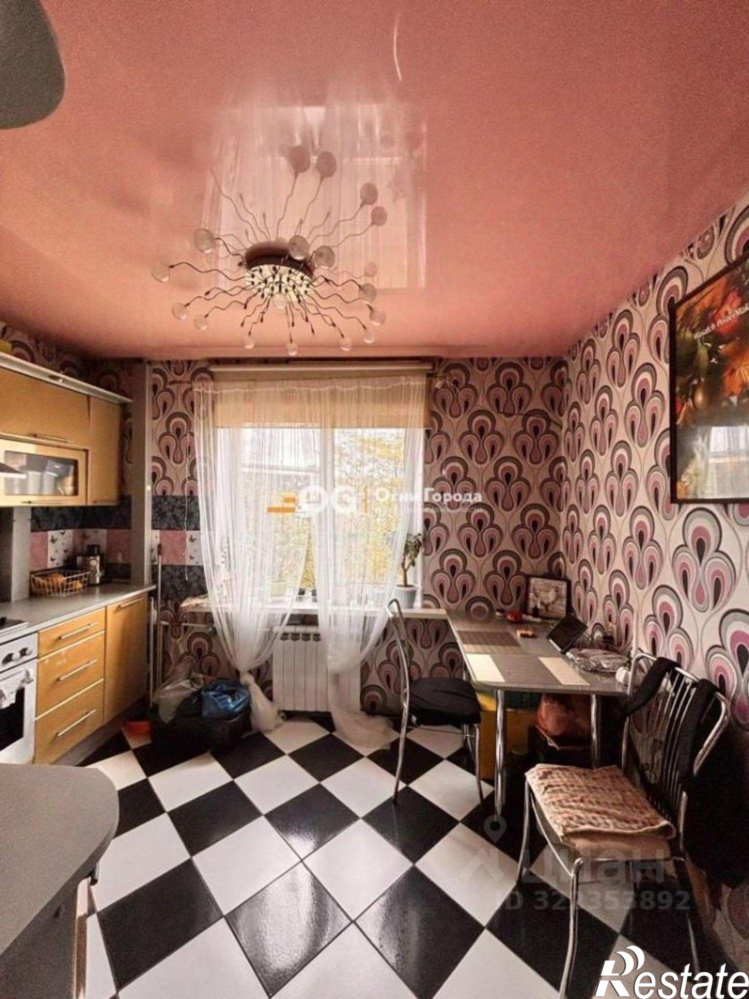 Купить квартиру за 3 150 000 рублей на улица Бурова, 39