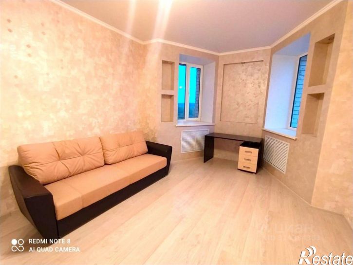 2-комн квартира улица Ульянова, 52 к1,  д. 52 к1