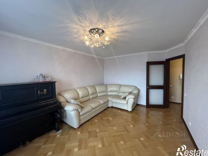 3-комн квартира улица Медведева, 56,  д. 56