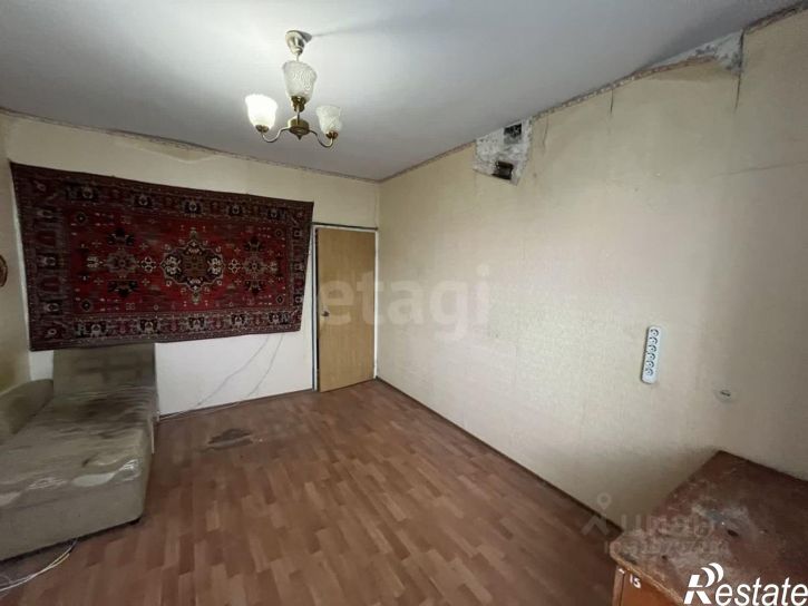 2-комн квартира улица Бурова, 47,  д. 47