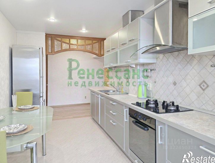 3-комн квартира улица Бурова, 38,  д. 38