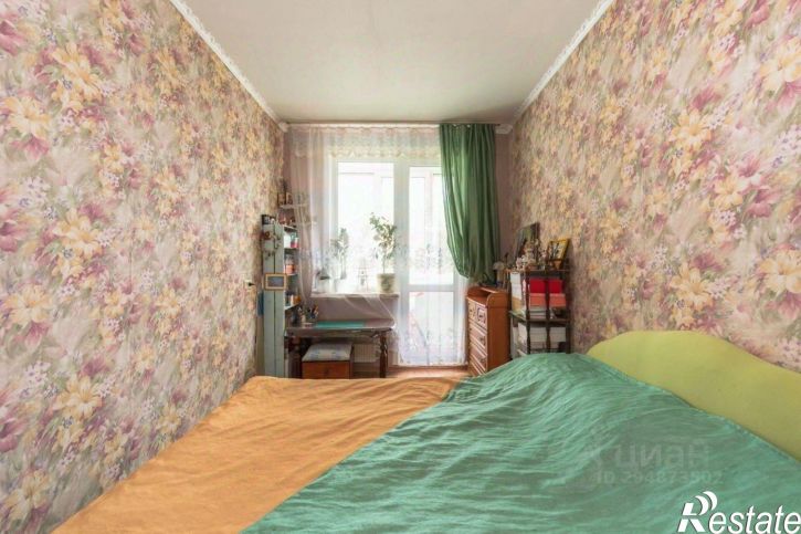 3-комн квартира улица Бурова, 47,  д. 47